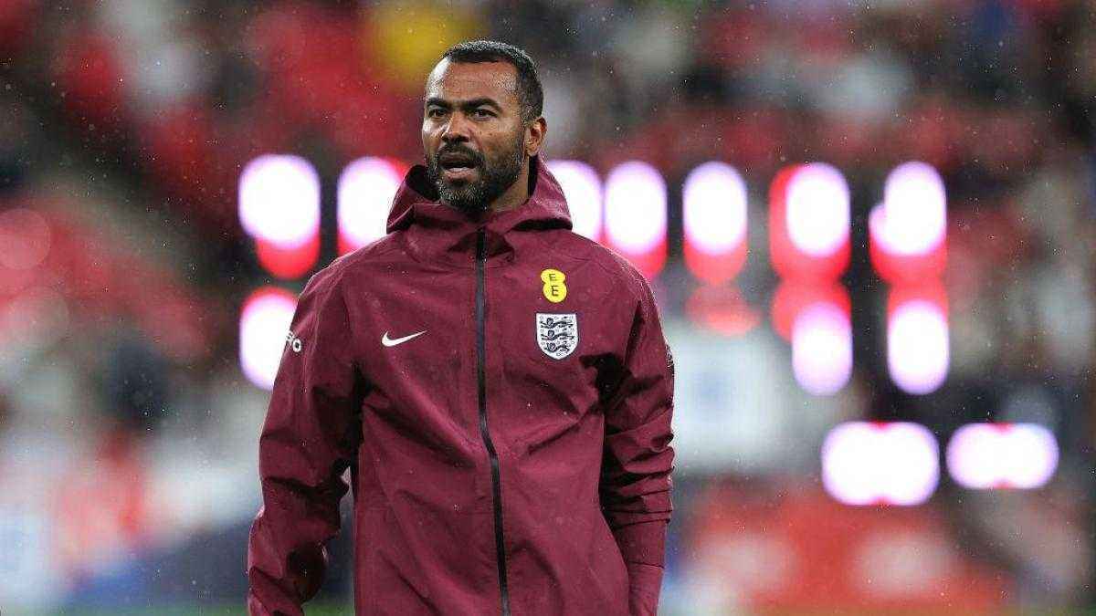 Ashley cole steps into management: former england star takes helm at cesena