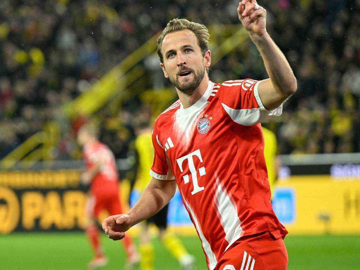 Bayern dominates dortmund in title clash, extends lead to 11 points