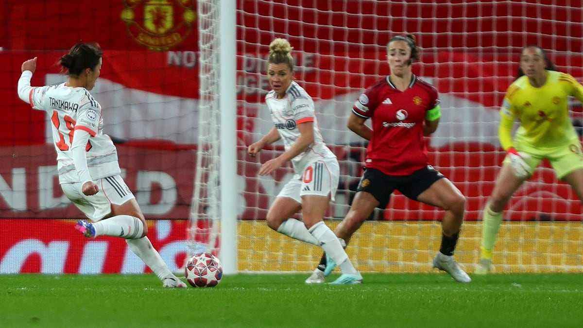 Bayern munich women stun manchester united in thrilling champions league clash