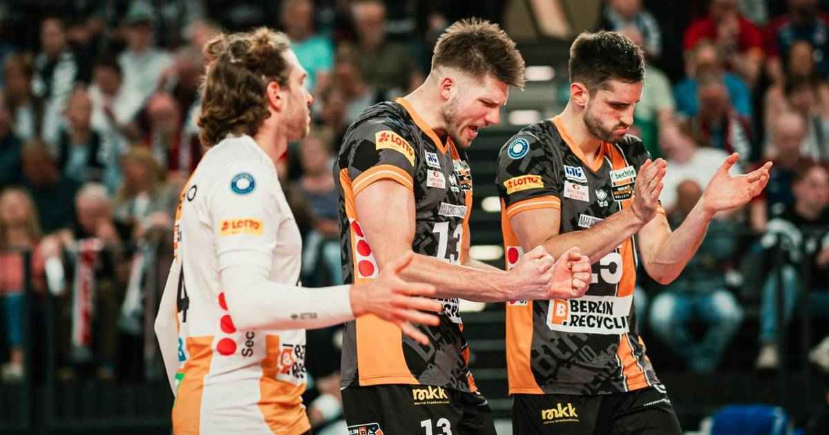 Berlin recycling volleys clinch vital final victory over svg lüneburg