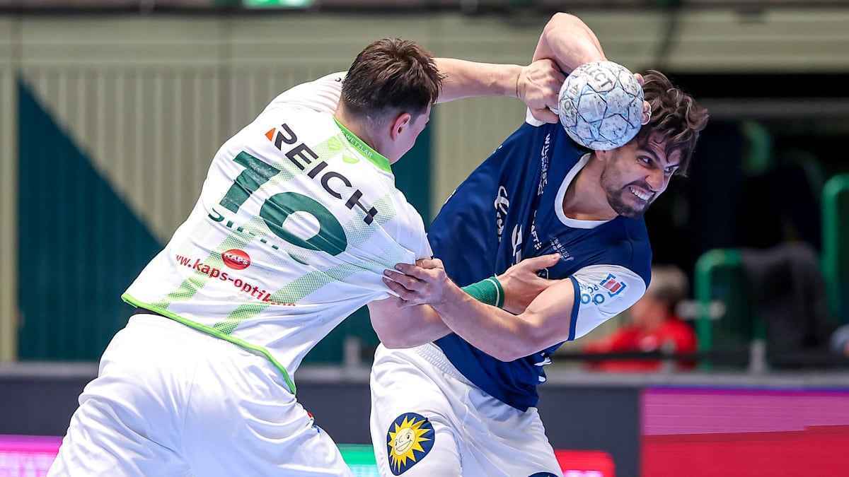 Bundesliga teams in tight relegation fight