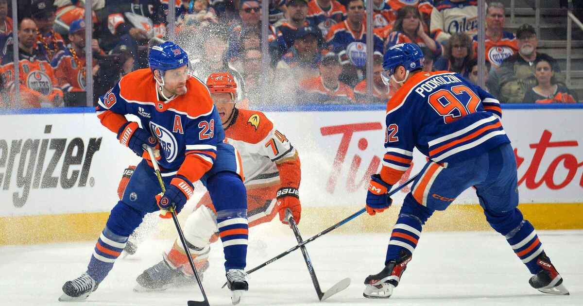 Draisaitl returns, oilers surge past ducks in playoff opener