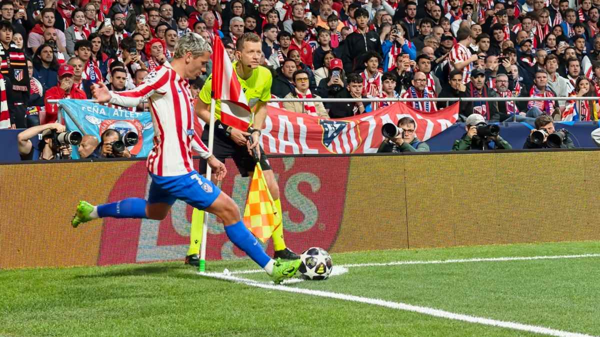 Griezmann seals dramatic draw as atlético stare down arsenal