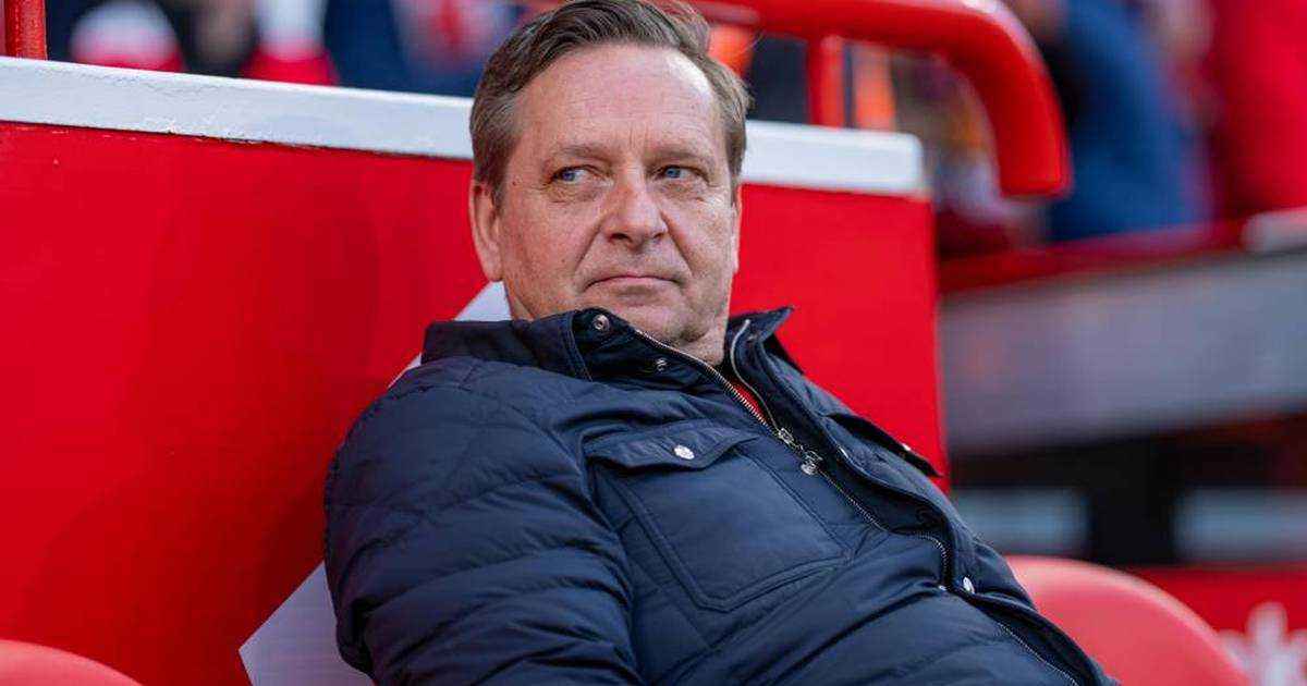 Heldt lashes out at bayern's referee tirade: 'not in order'