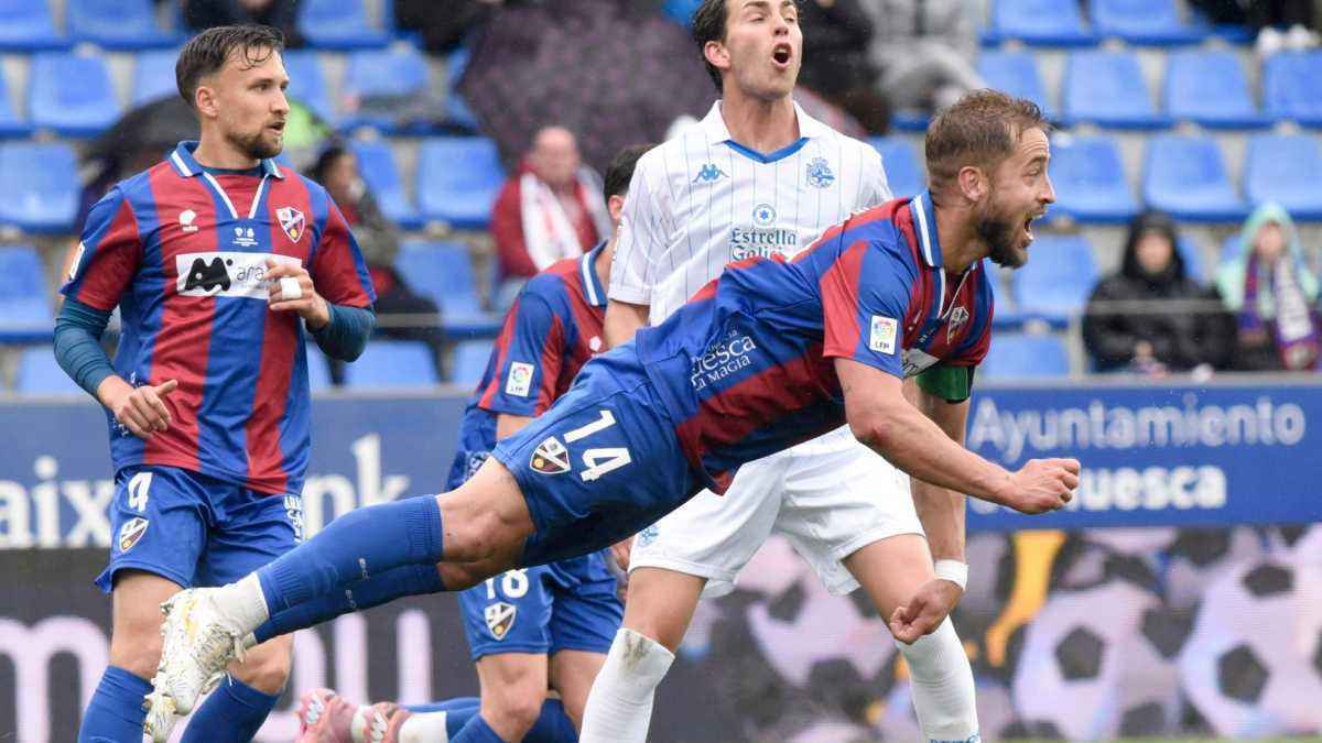 Huesca battles on despite winless streak