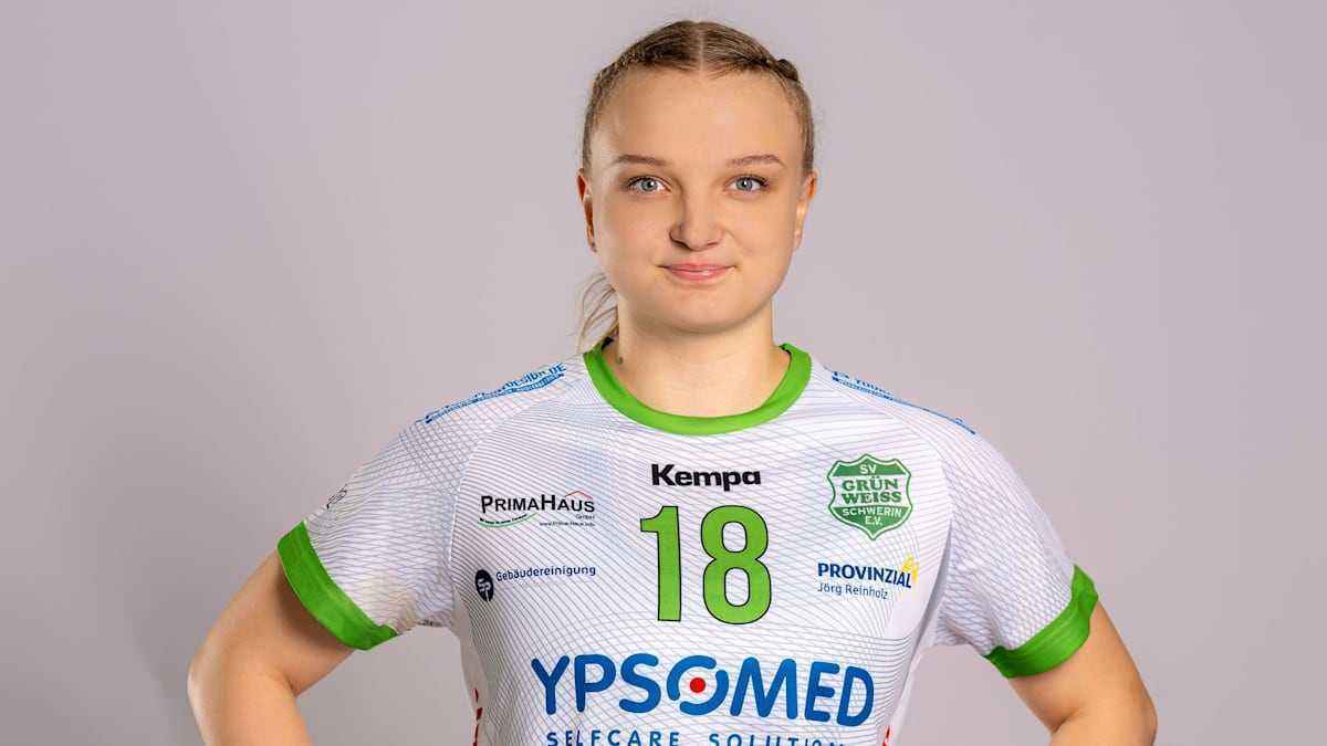 Katharina böhmker joins buchholz 08-rosengarten