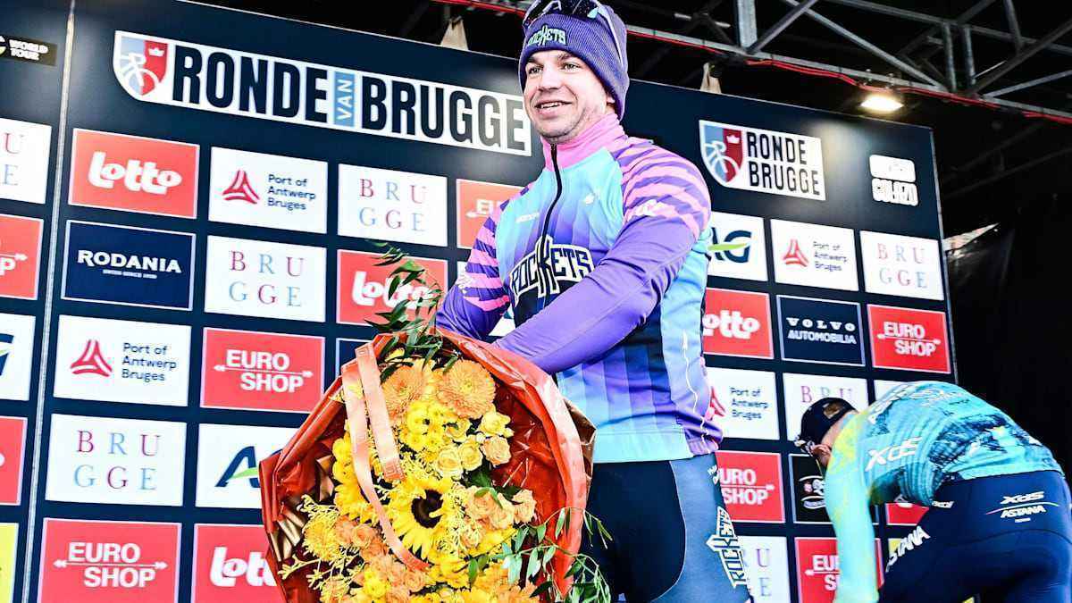 Kittel's coaching gamble pays off: groenewegen wins bruges classic