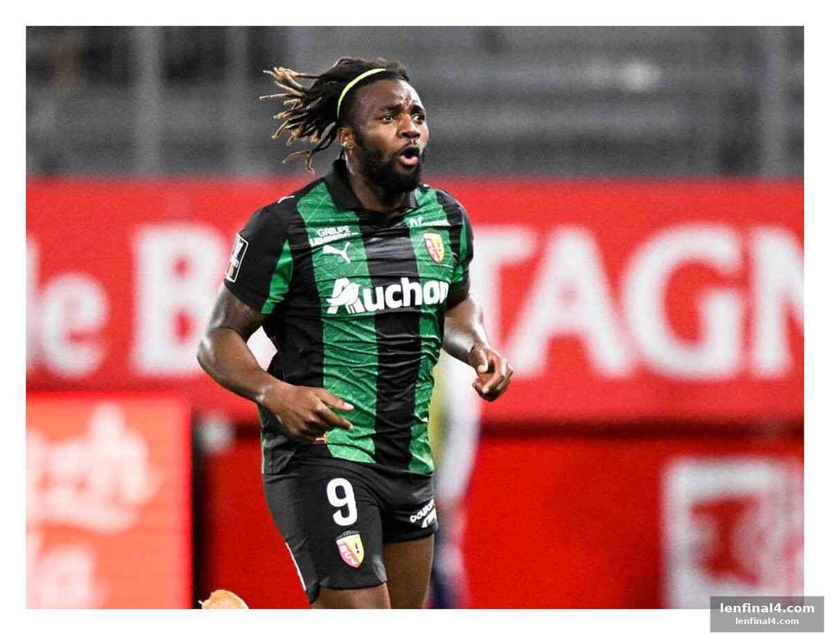 Lens’s late fightback