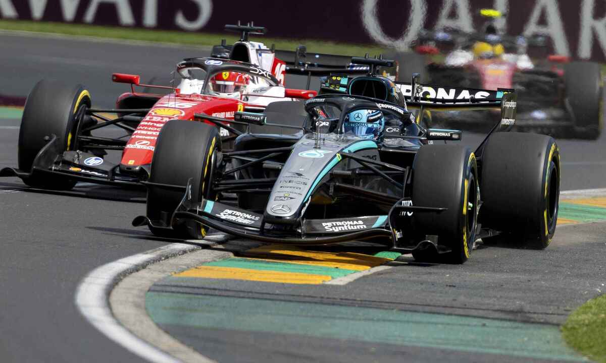 Mercedes wins historic double in australia