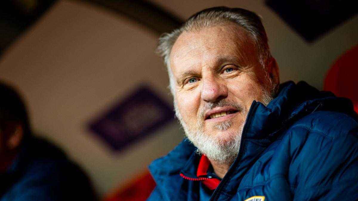 Pedrazzini collapses: italian coach hospitalized before romania vs. cyprus clash