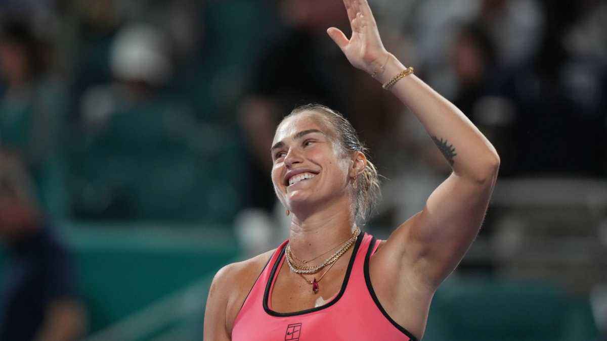 Sabalenka stands tall, eyes miami glory