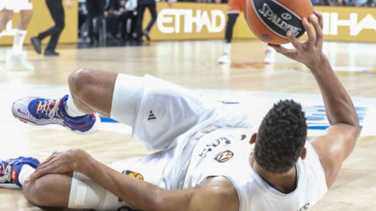 Tavares injury threatens madrid's playoff hopes