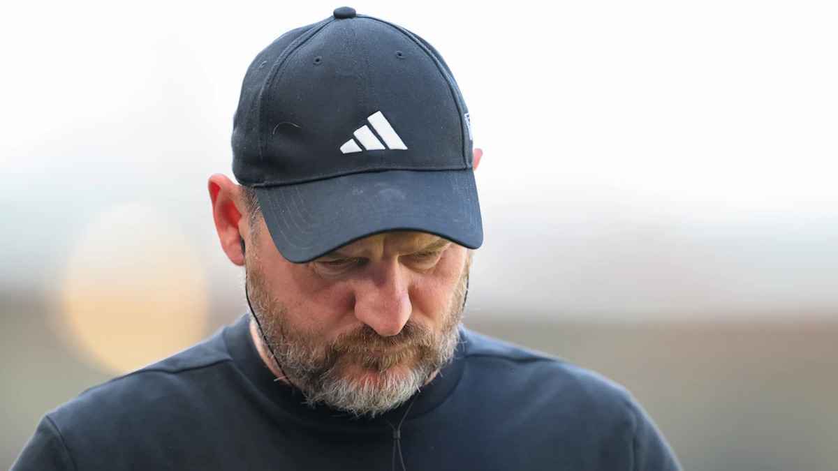 Union berlin sacks baumgart amidst relegation fears